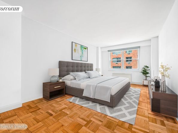 101 West 12th Street 10H, New York NY 10011