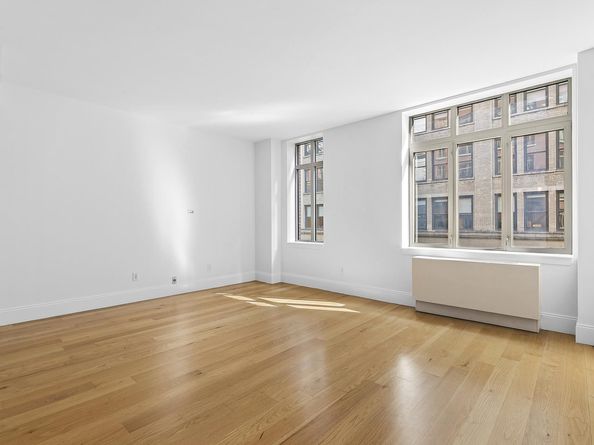 125 West 22nd Street 5C, New York NY 10011