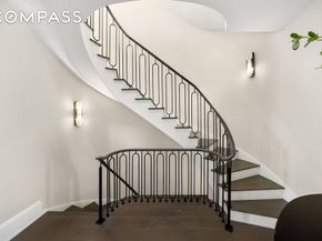 123 East 61st Street, New York NY 10065