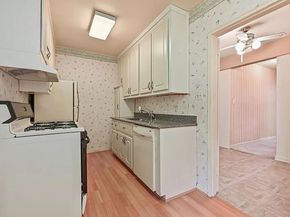 2727 Ocean Parkway E22, Brooklyn NY 11235