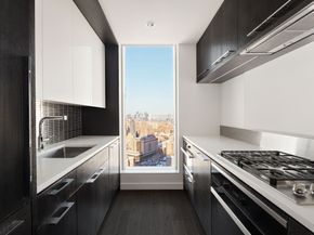 252 South Street 41G, New York NY 10002