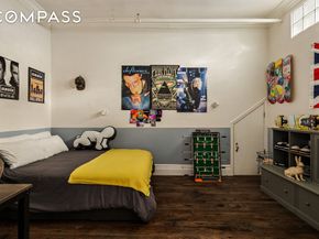 21 Bond Street 3, New York NY 10012