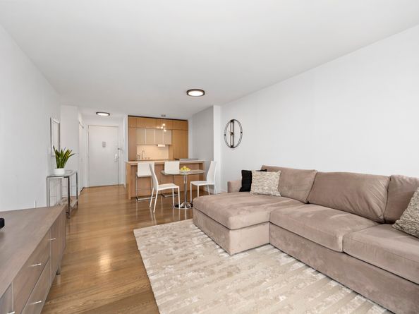 225 Rector Place 19E, New York NY 10280