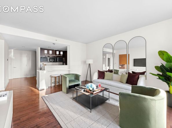 225 East 34th Street 7B, New York NY 10016