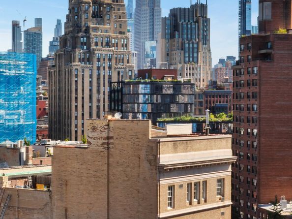 299 West 12th Street 12AB, New York NY 10014