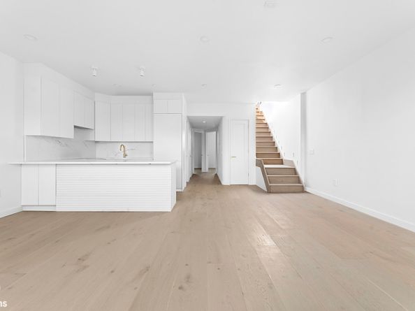 149 Prospect Place PHSE, Brooklyn NY 11238