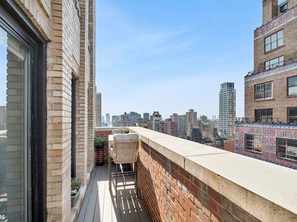 425 Park Avenue S 19D, New York NY 10016