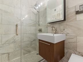 305 East 24th Street 20M, New York NY 10010