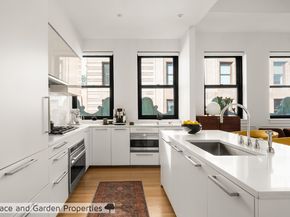 25 Broad Street PH2D, New York NY 10004