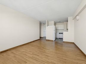 300 West 110th Street 19J, New York NY 10025