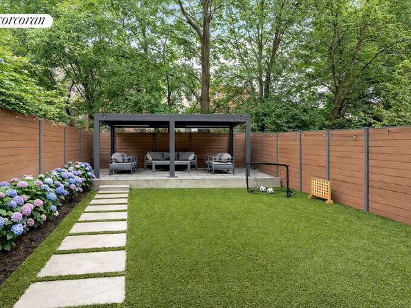 407 Adelphi Street, Brooklyn NY 11238