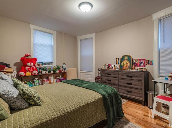 2916 Heath Avenue, Bronx NY 10463