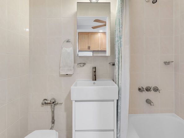 414 Elmwood Avenue 6H, Brooklyn NY 11230