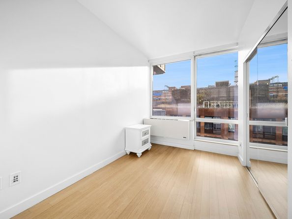 450 West 17th Street 1009, New York NY 10011