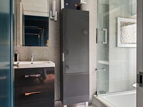 200 West 54th Street 10F, New York NY 10019