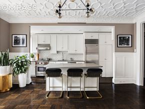 200 West 54th Street 10F, New York NY 10019