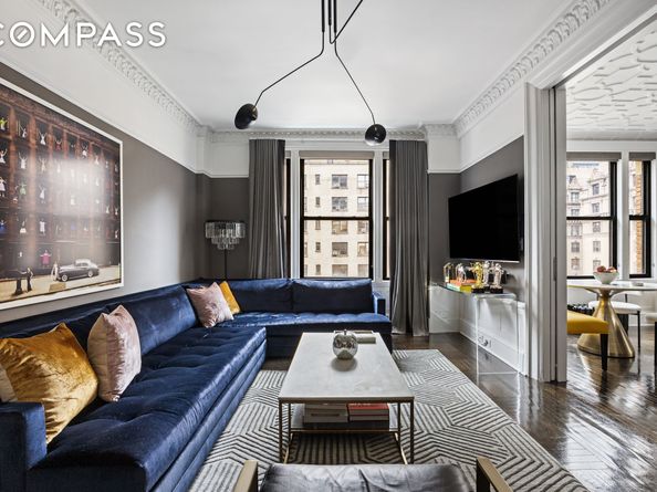 200 West 54th Street 10F, New York NY 10019