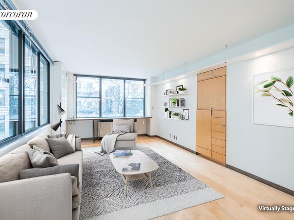 301 East 45th Street 3B, New York NY 10017