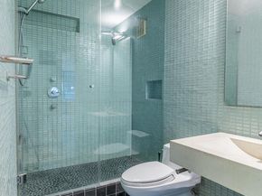 301 East 45th Street 3B, New York NY 10017