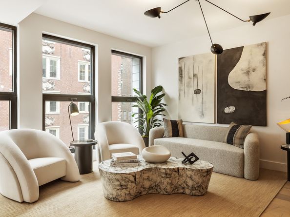 21 West 17th Street 9, New York NY 10011