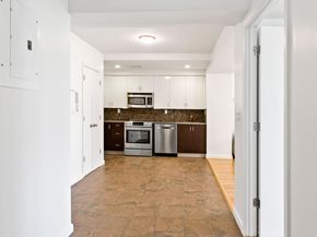 189 Ave C 6E, New York NY 10009