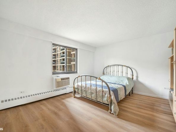 90 Beekman Street 3J, New York NY 10038