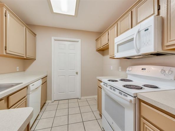 225  Juniper Ridge Court , DeSoto Texas 75115