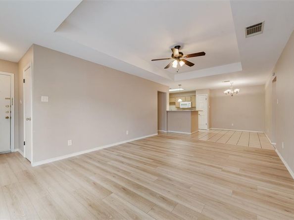 225  Juniper Ridge Court , DeSoto Texas 75115