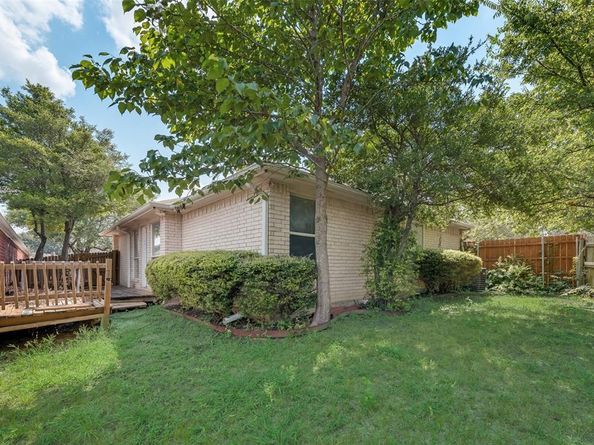 225  Juniper Ridge Court , DeSoto Texas 75115