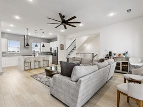 2635  Carmelita Street , Dallas Texas 75212