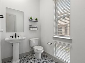 2635  Carmelita Street , Dallas Texas 75212