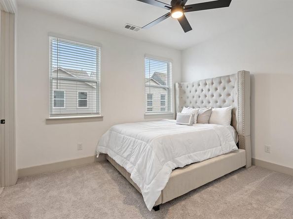 2635  Carmelita Street , Dallas Texas 75212