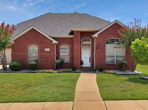 1108  Huntington Trail , Mansfield Texas 76063