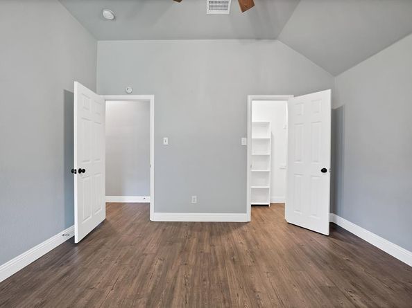 1108  Huntington Trail , Mansfield Texas 76063