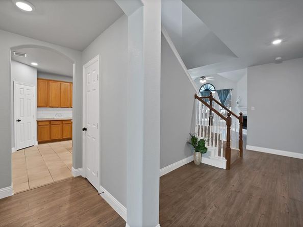 1108  Huntington Trail , Mansfield Texas 76063