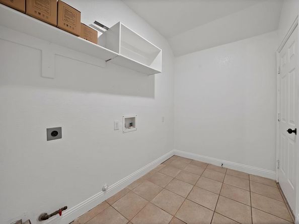 1108  Huntington Trail , Mansfield Texas 76063