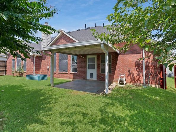 1108  Huntington Trail , Mansfield Texas 76063