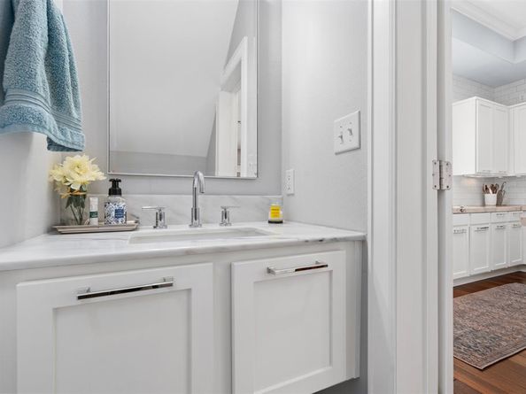 3210  Carlisle Street  65, Dallas Texas 75204