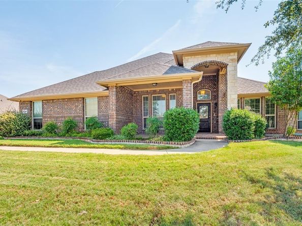 1404  Majestic Meadows Drive , Glenn Heights Texas 75154