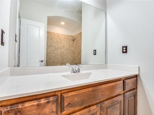 1404  Majestic Meadows Drive , Glenn Heights Texas 75154