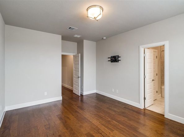 8218  Laflin Lane , Dallas Texas 75231