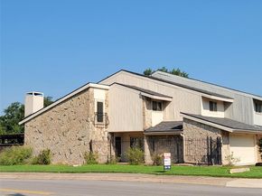 2901  Country Place Circle , Carrollton Texas 75006