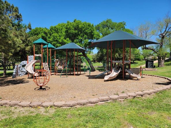 2901  Country Place Circle , Carrollton Texas 75006