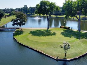2901  Country Place Circle , Carrollton Texas 75006