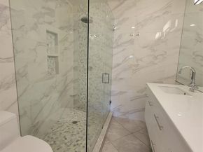 2901  Country Place Circle , Carrollton Texas 75006