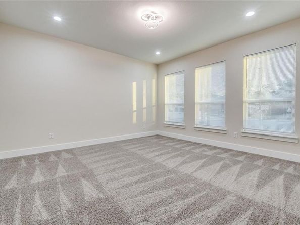 1963  Dennison Street , Dallas Texas 75212