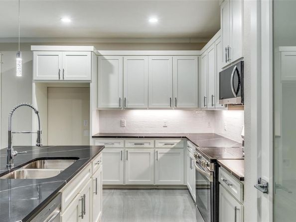 1963  Dennison Street , Dallas Texas 75212