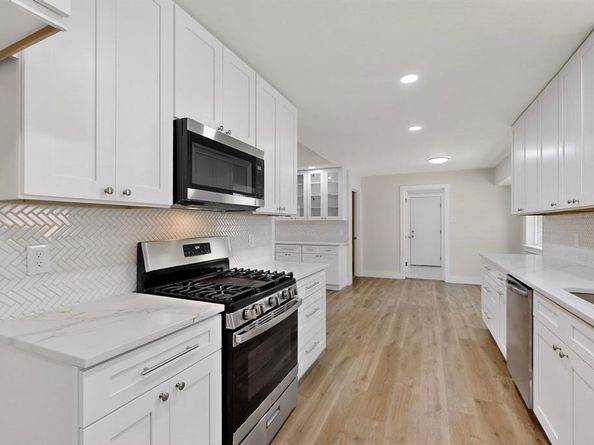 5315  Everglade Road , Dallas Texas 75227