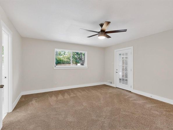 5315  Everglade Road , Dallas Texas 75227
