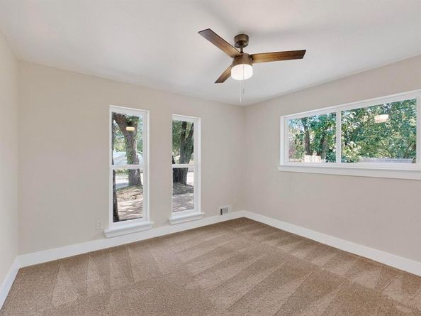 5315  Everglade Road , Dallas Texas 75227